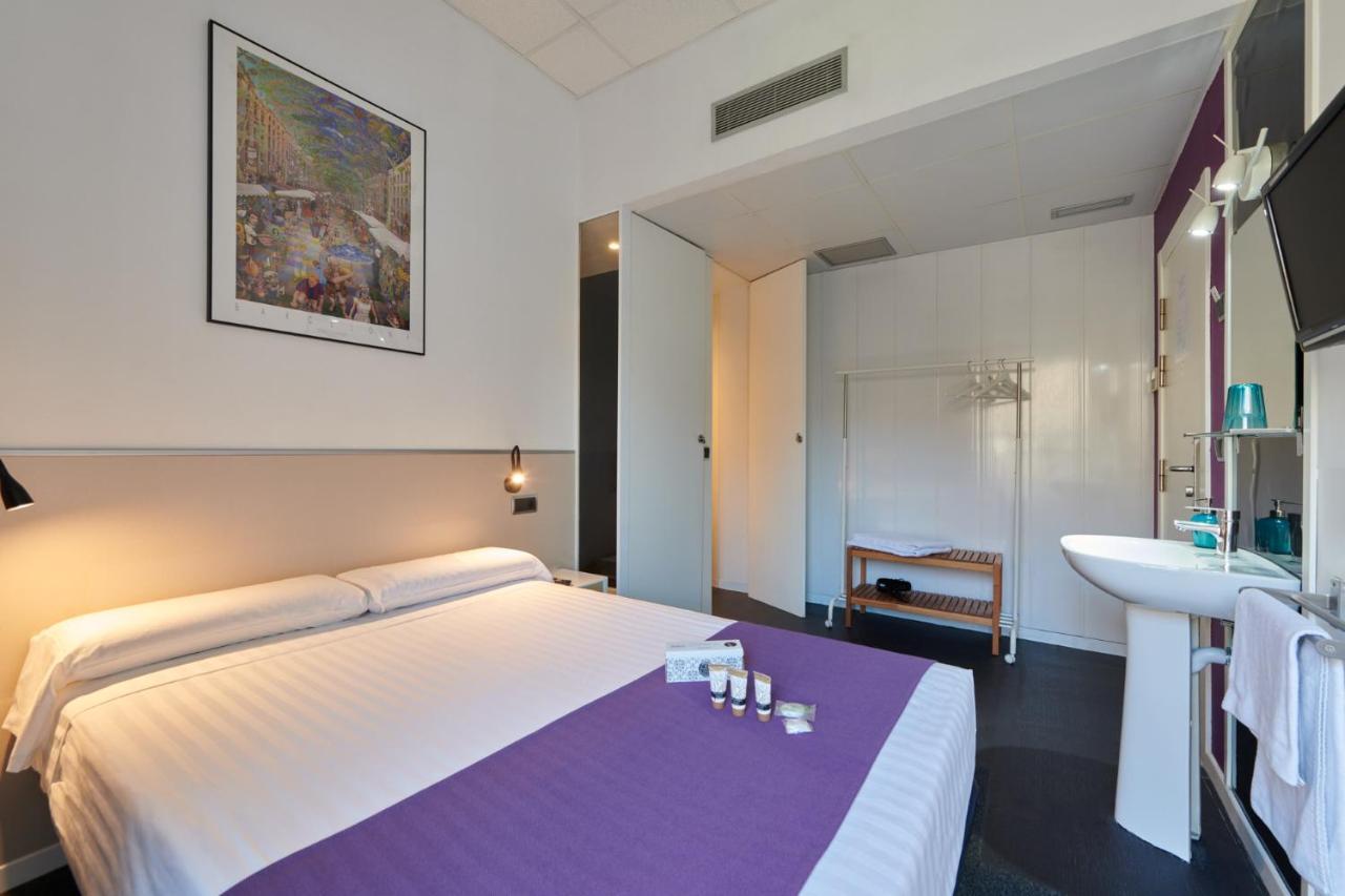 Hostal Mayerling Centro Barcelona Ngoại thất bức ảnh